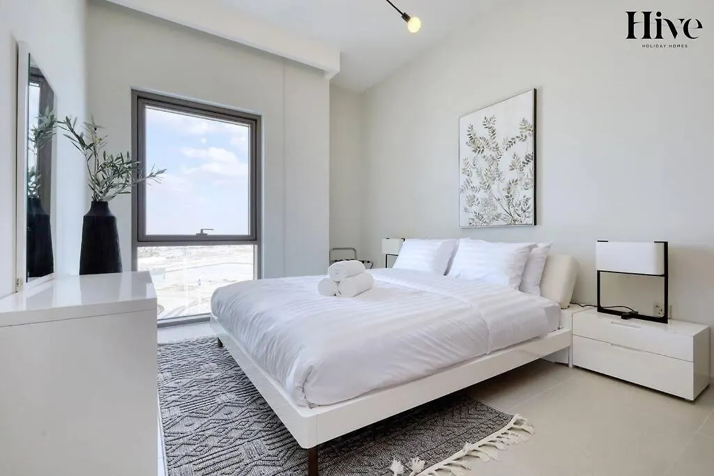 Apartment 1 Bed Apt In Vida Creek Beach Dubai